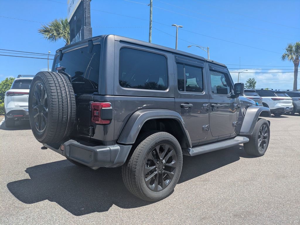 Used 2021 Jeep Wrangler Unlimited Sahara w/ Cold Weather Group AWD/4WD image 4