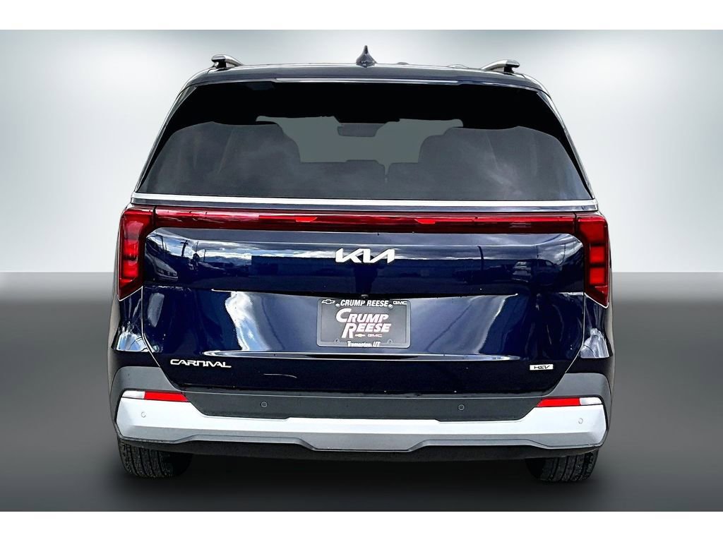 Used 2026 Kia Carnival EX image 5