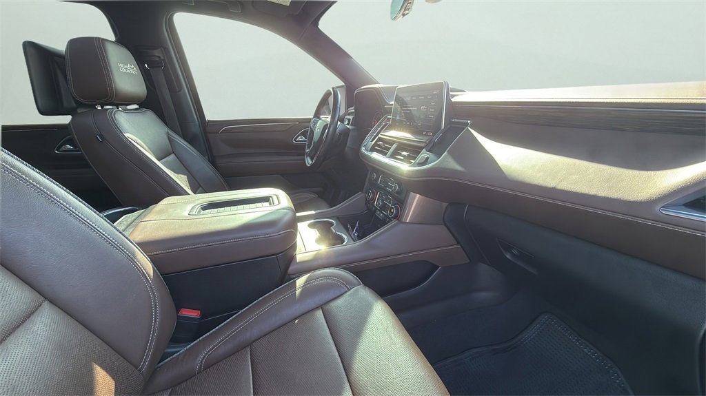 Used 2021 Chevrolet Suburban High Country image 18