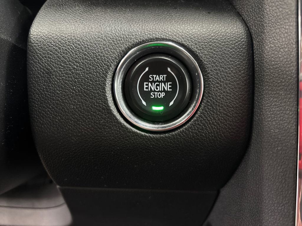 Used 2024 GMC Acadia Elevation w/ Trailering Package image 32