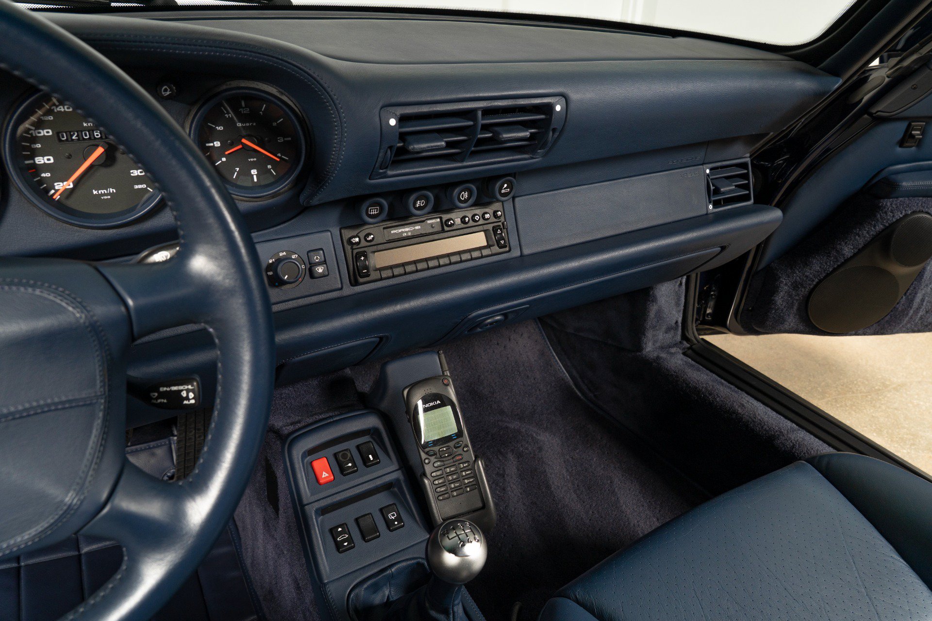 Used 1998 Porsche 911 image 20