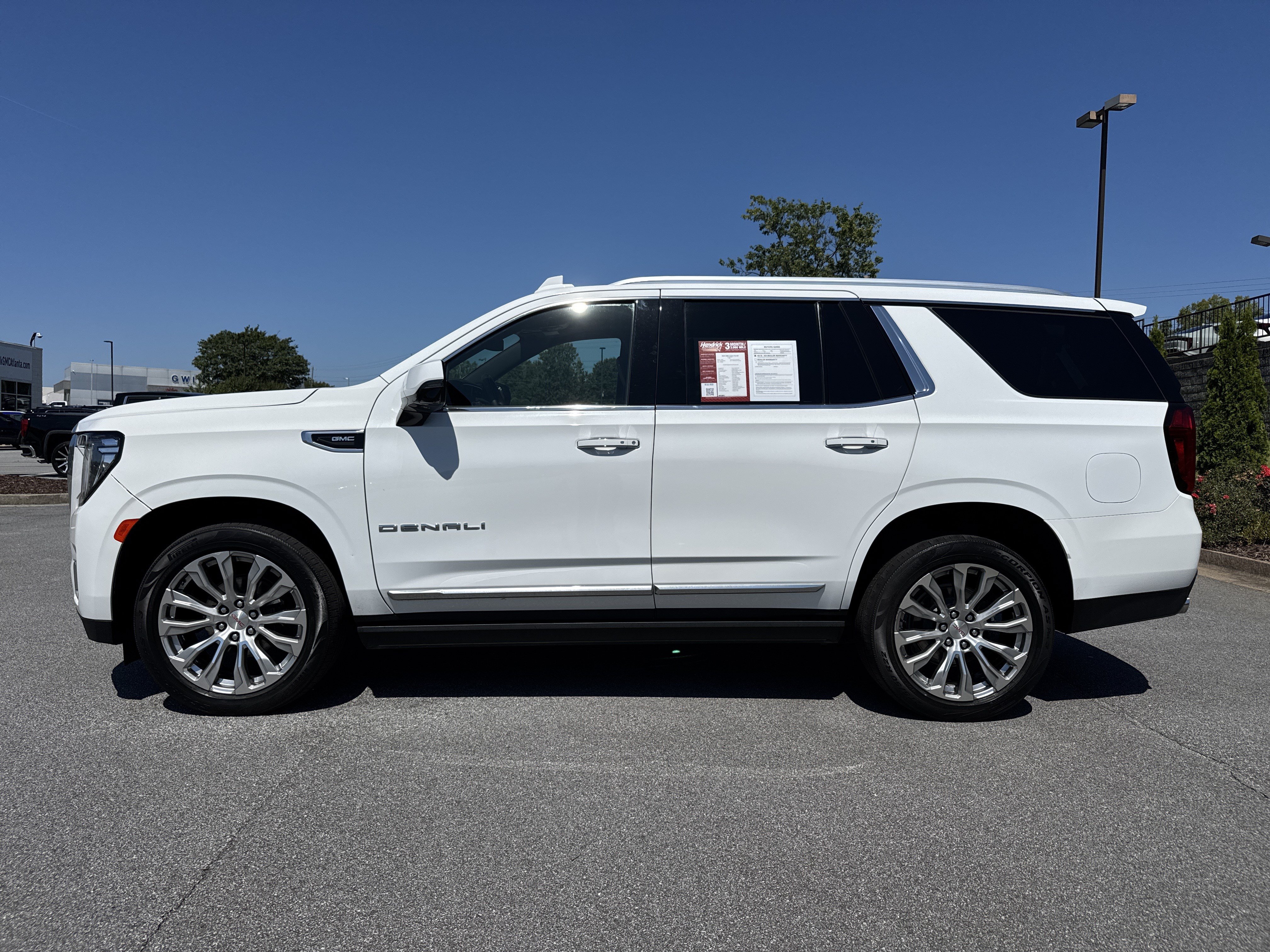 Used 2023 GMC Yukon Denali AWD/4WD image 7