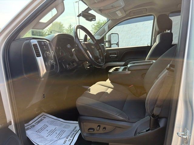 Used 2018 Chevrolet Silverado 2500 LT w/ All Star Edition AWD/4WD image 12