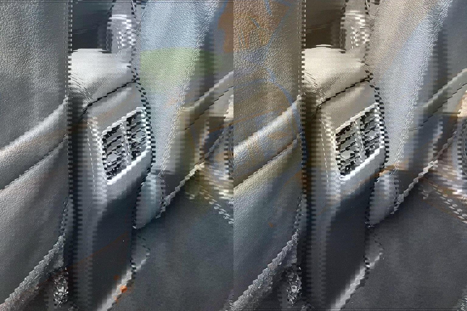 Used 2016 Honda CR-V Touring image 40