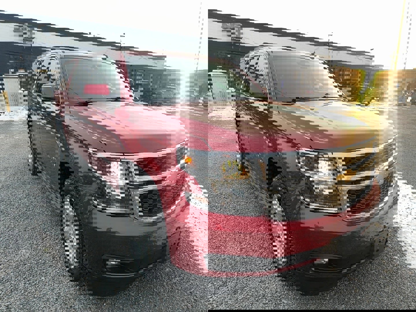 Used 2015 Chevrolet Suburban LT image 6