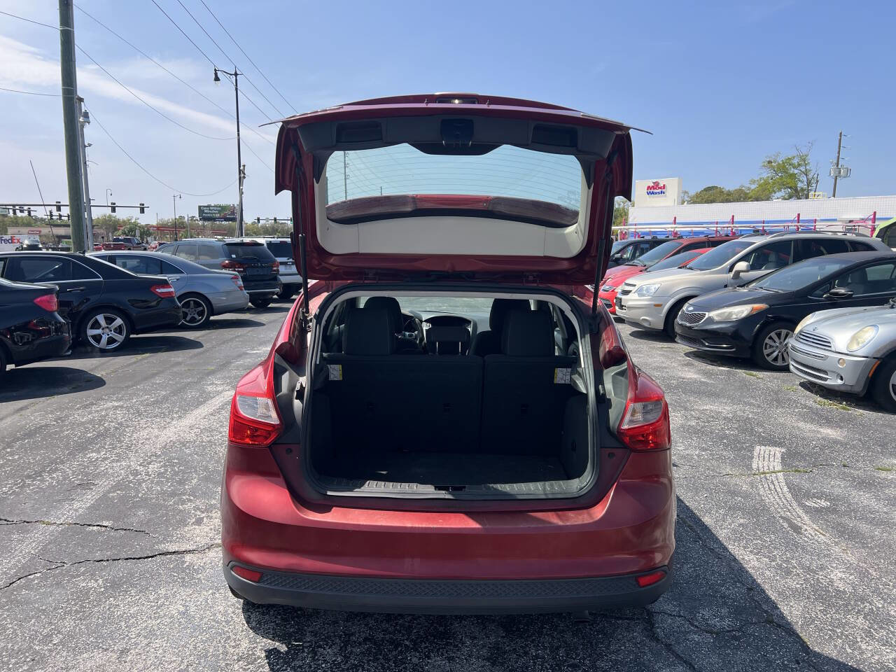 Used 2014 Ford Focus SE image 10