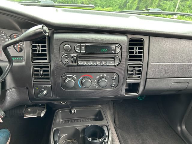 Used 2004 Dodge Dakota Sport w/ PWR Convenience Group AWD/4WD image 13