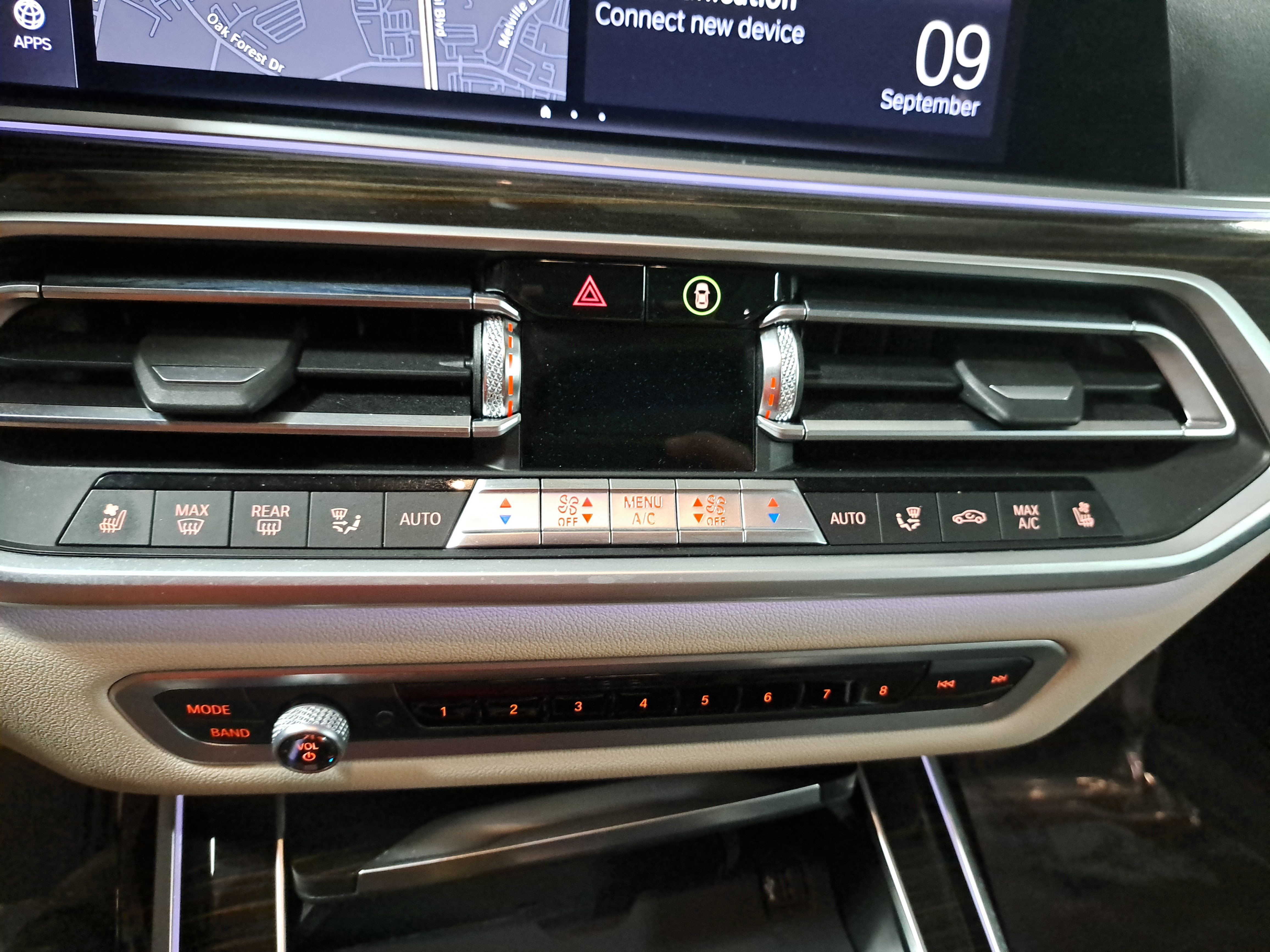Used 2020 BMW X7 xDrive40i w/ Executive Package AWD/4WD image 21