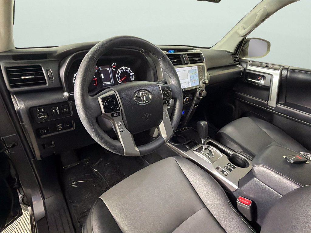 Used 2022 Toyota 4Runner SR5 Premium w/ Moonroof Package RWD image 19