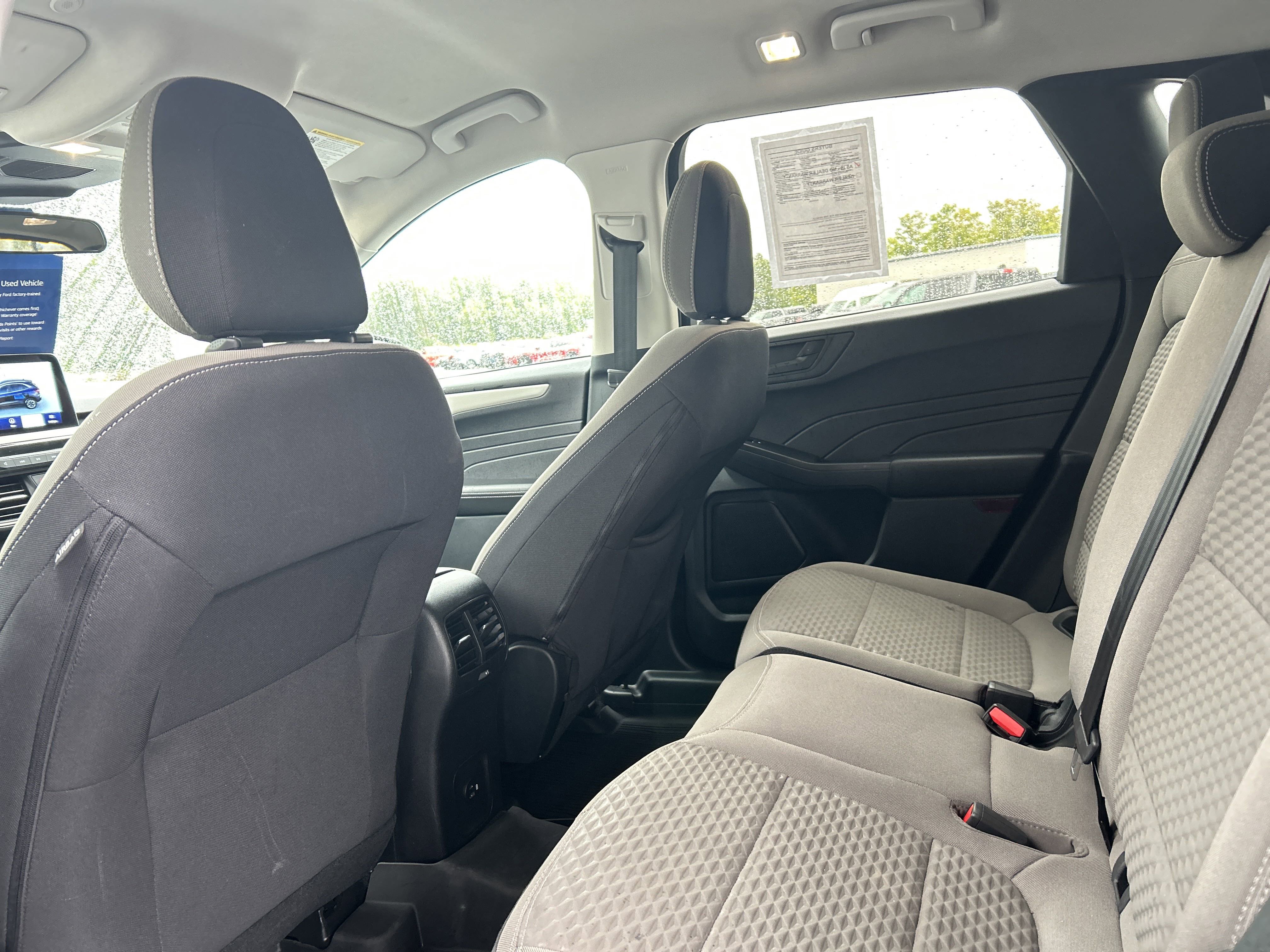 Certified 2022 Ford Escape SE image 12