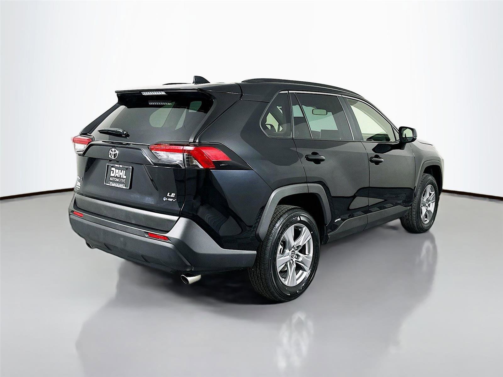 Certified 2025 Toyota RAV4 LE AWD/4WD image 13