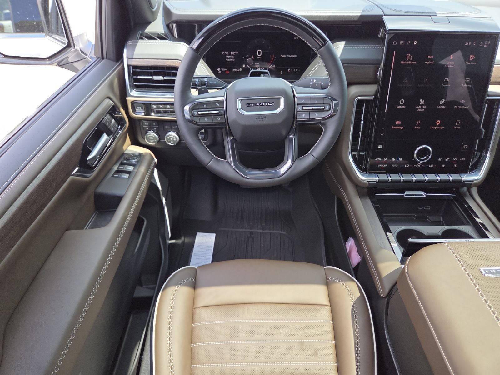 New 2026 GMC Yukon Denali Ultimate AWD/4WD image 34