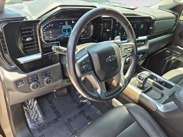 Used 2022 Chevrolet Silverado 1500 LT Trail Boss w/ LT Trail Boss Premium Package AWD/4WD image 9