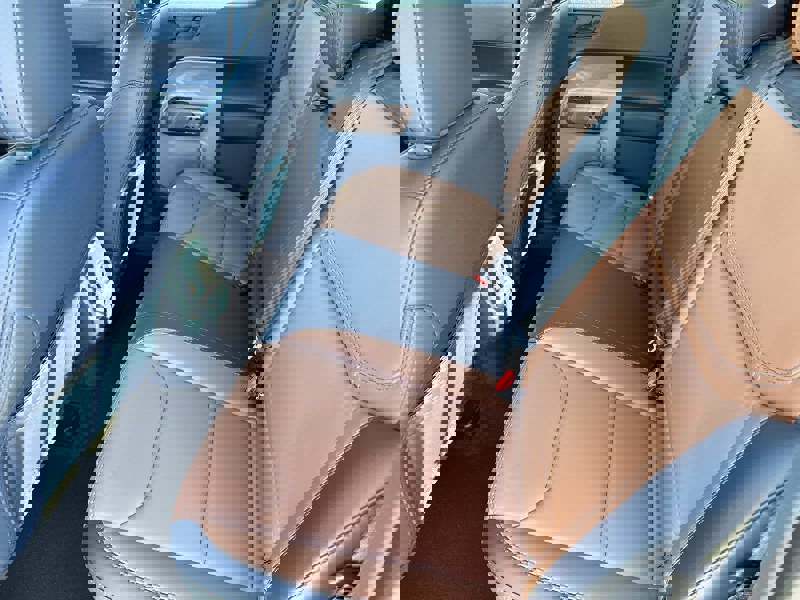 Used 2024 Ford Maverick Lariat image 13