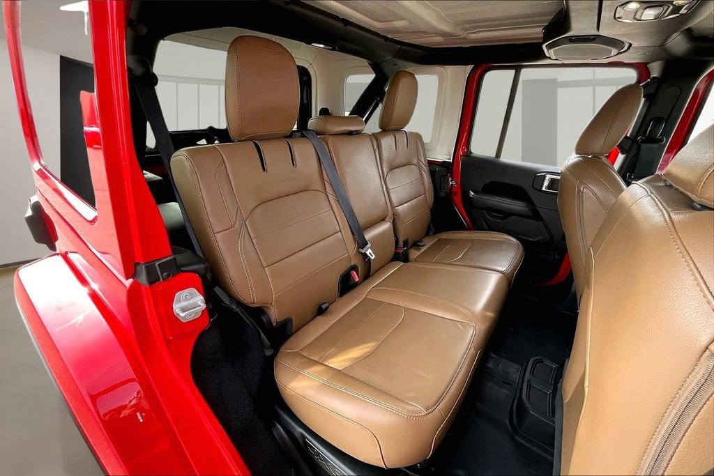 Used 2023 Jeep Wrangler Unlimited Sahara image 27