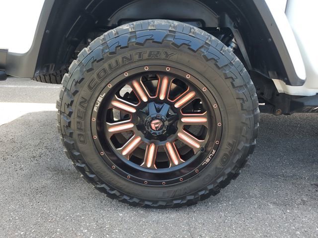 Used 2020 Jeep Gladiator Rubicon AWD/4WD image 5