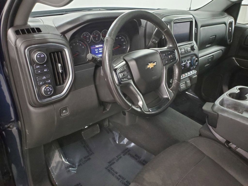 Used 2020 Chevrolet Silverado 1500 LT w/ All-Star Edition image 12