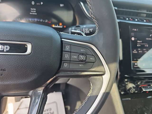 Used 2023 Jeep Grand Cherokee L Laredo w/ Luxury Tech Group I AWD/4WD image 22