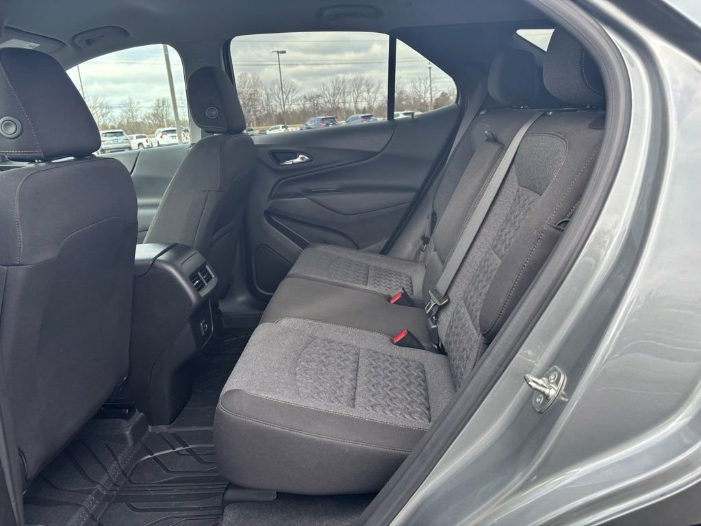 Used 2024 Chevrolet Equinox LT w/ LPO, Floor Liner Package image 17