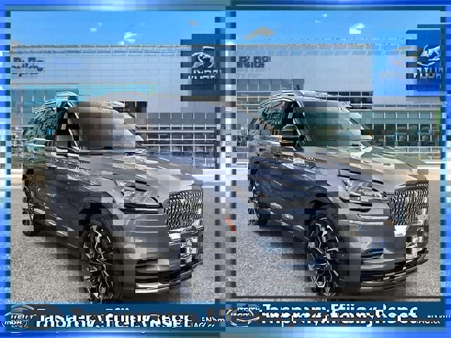 Used 2024 Lincoln Aviator Reserve w/ Elements Package Plus image 1