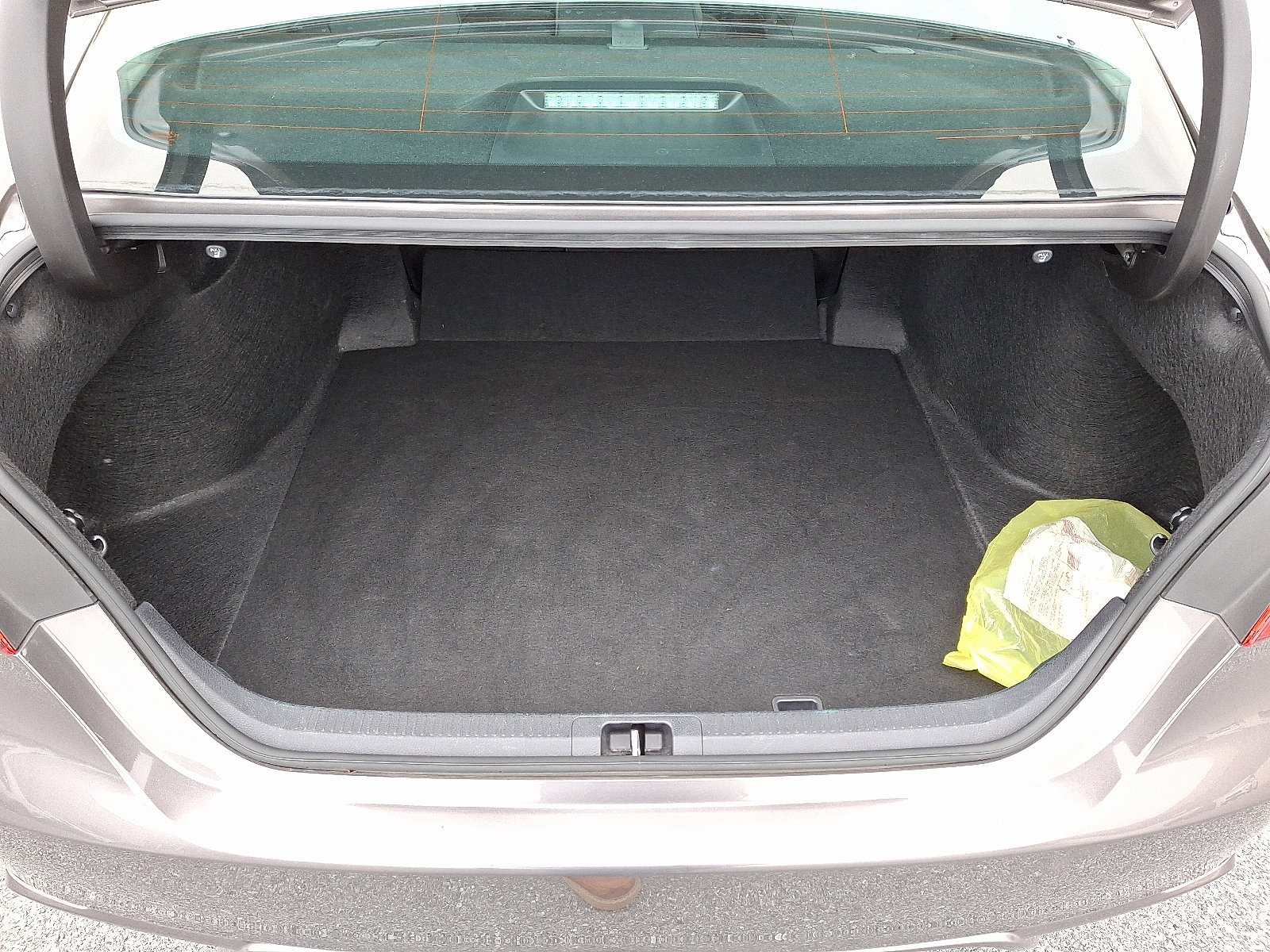 Used 2024 Toyota Camry SE FWD image 28