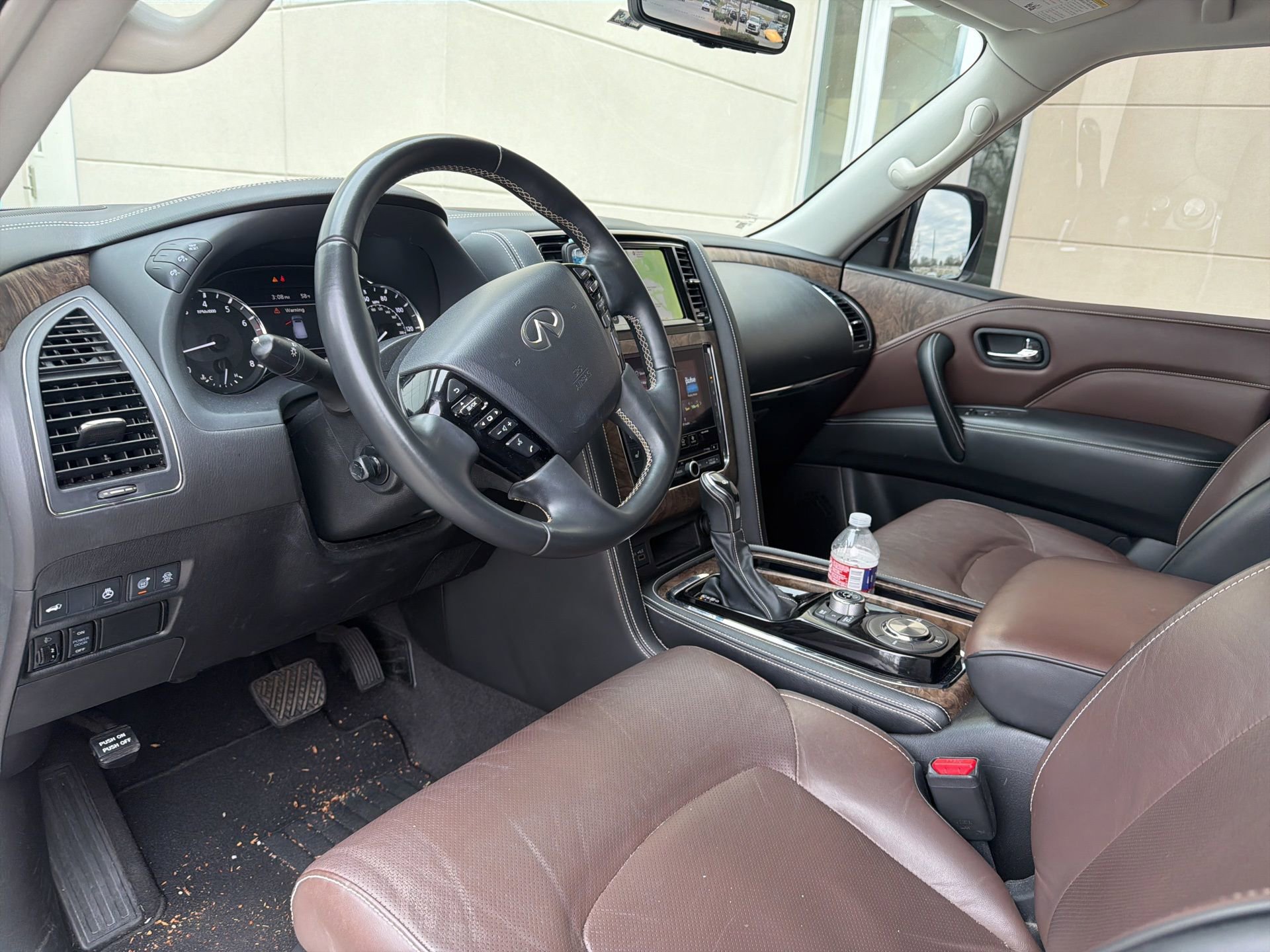 Used 2021 INFINITI QX80 Premium Select w/ All-Season Package image 10