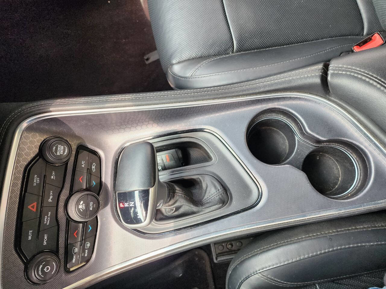 Used 2017 Dodge Challenger GT w/ Driver Convenience Group AWD/4WD image 16