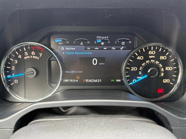 Used 2015 Ford F150 Lariat w/ Equipment Group 502A Luxury AWD/4WD image 23