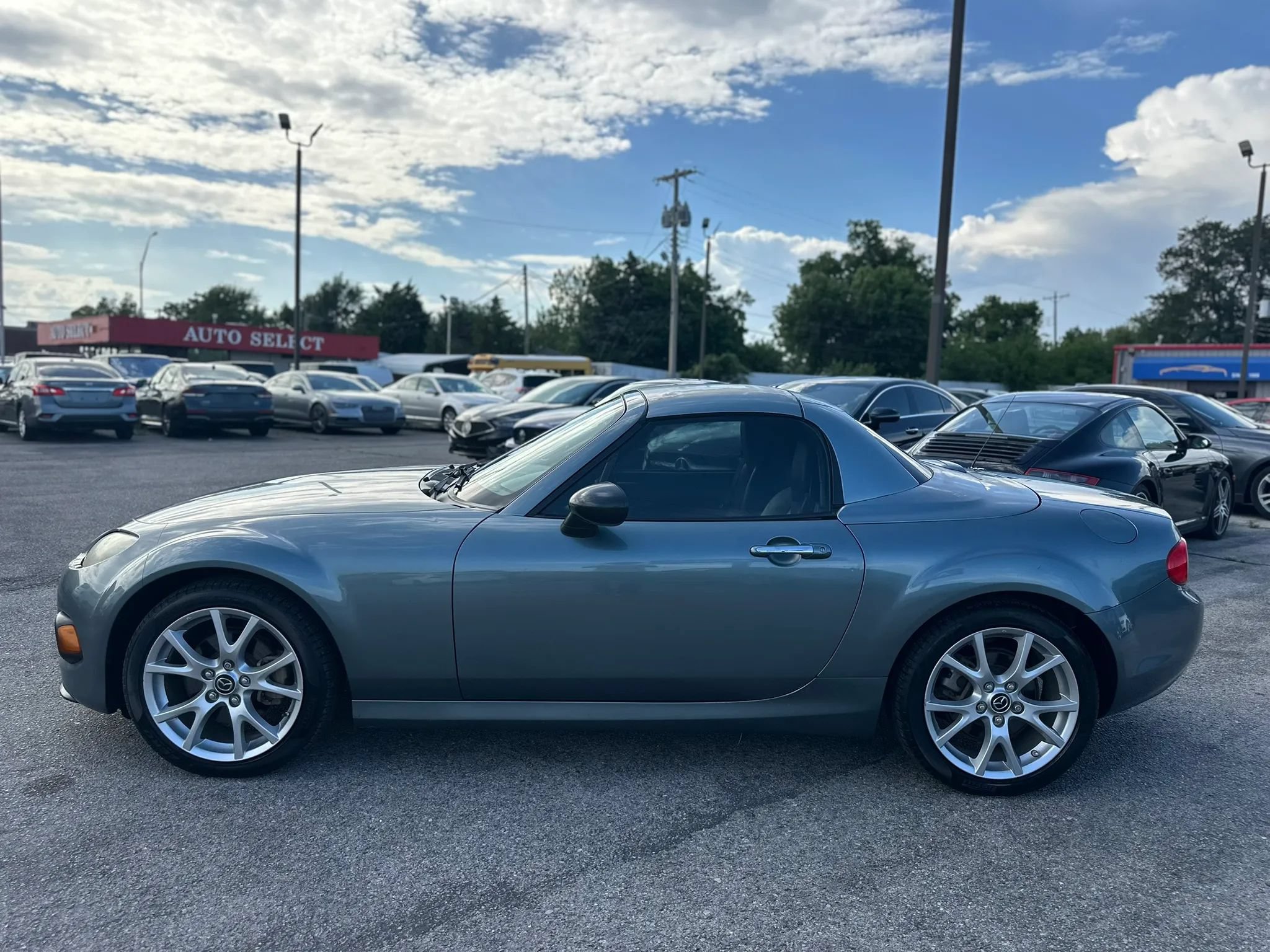 Used 2013 MAZDA MX-5 Miata Grand Touring RWD image 17