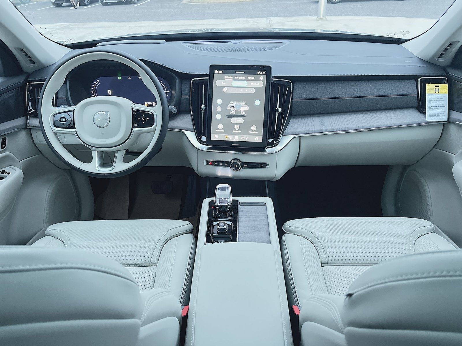 New 2026 Volvo XC90 T8 Ultra w/ Protection Package Premier AWD/4WD image 31