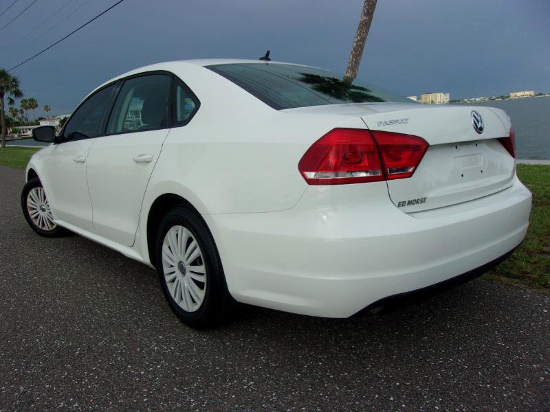 Used 2014 Volkswagen Passat 1.8T S FWD image 16