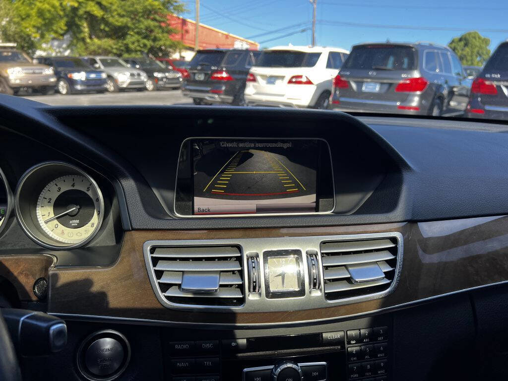 Used 2014 Mercedes-Benz E 550 4MATIC Sedan image 33