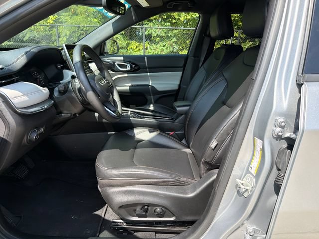 Used 2024 Jeep Compass Limited AWD/4WD image 11