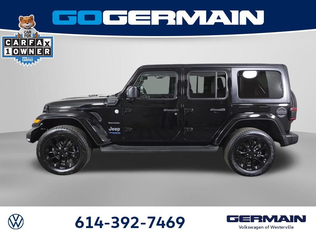 Used 2022 Jeep Wrangler Unlimited Sahara w/ Cold Weather Group AWD/4WD image 12