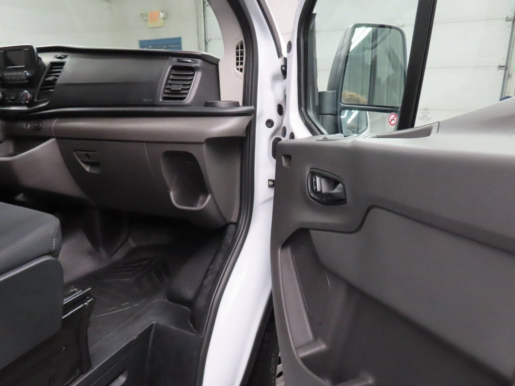 Used 2024 Ford Transit 250 Low Roof AWD w/ Exterior Upgrade Package image 21