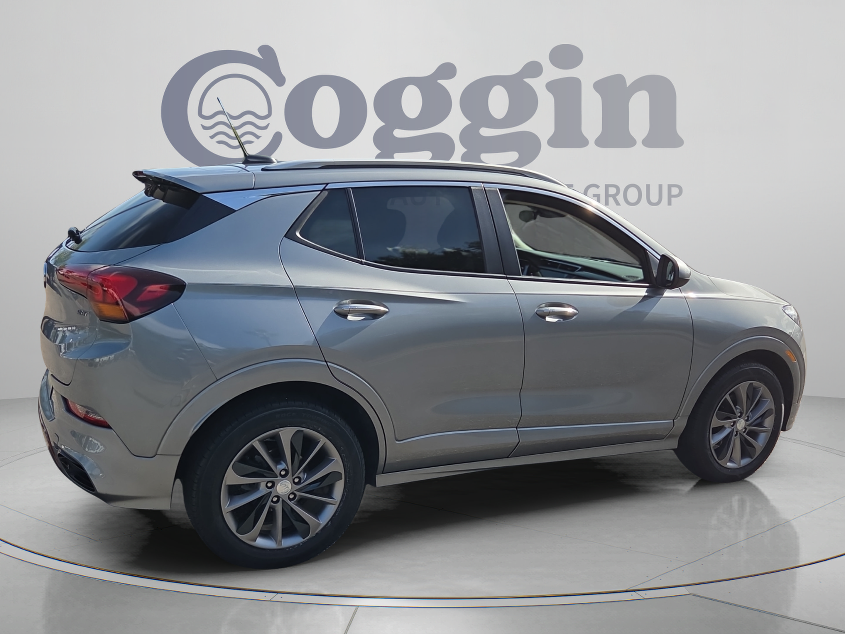 Certified 2023 Buick Encore GX Select w/ Sport Touring Package FWD image 5