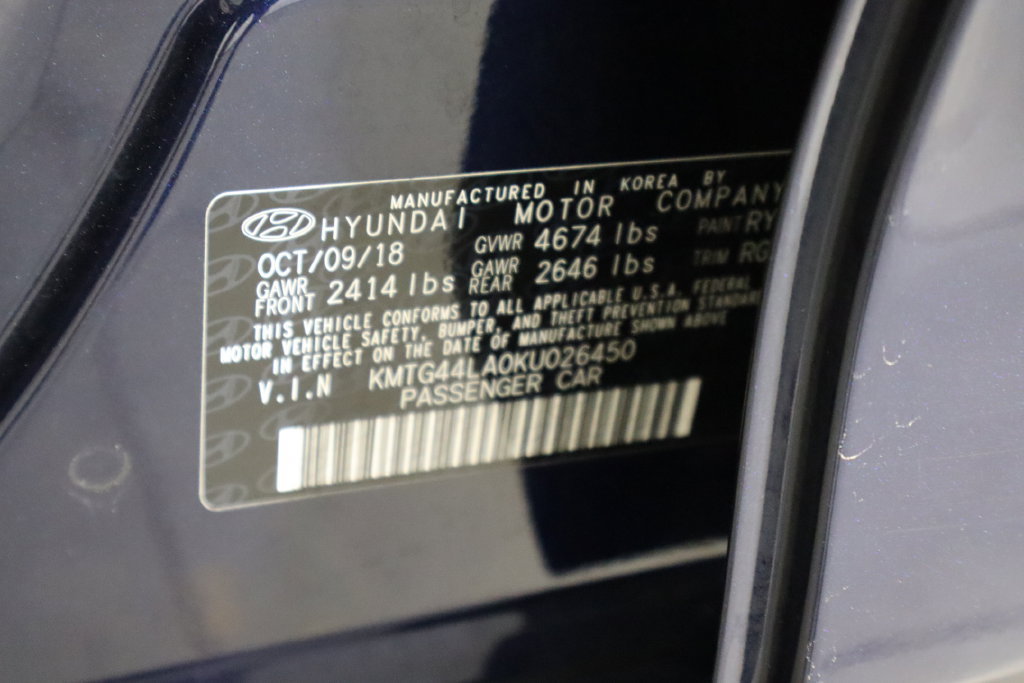 Used 2019 Genesis G70 2.0T Advanced w/ Sport Package RWD image 42