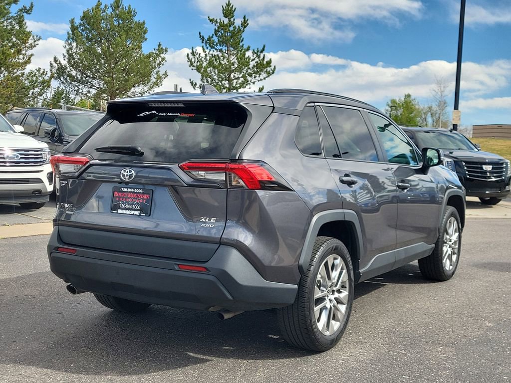 Used 2021 Toyota RAV4 XLE Premium AWD/4WD image 3