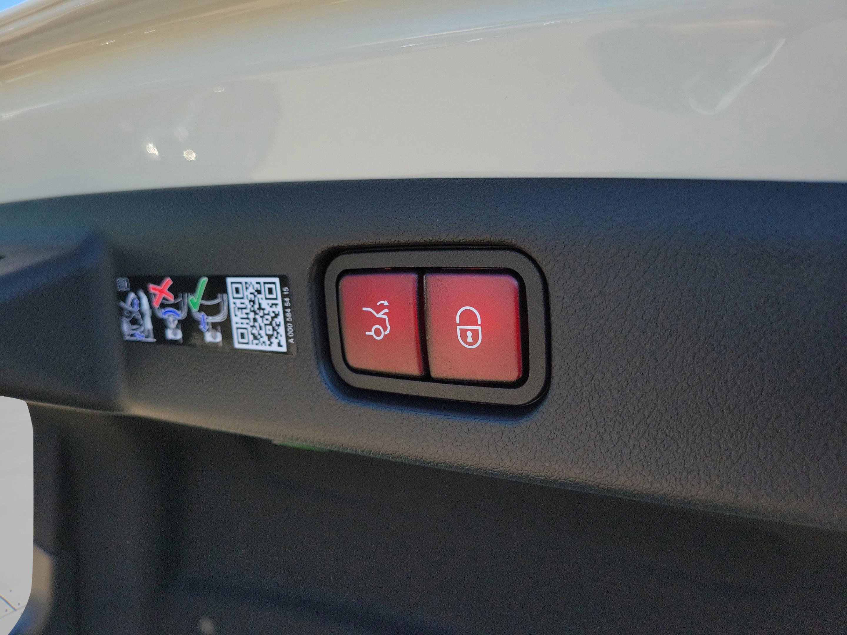 New 2026 Mercedes-Benz E 350 Sedan image 9