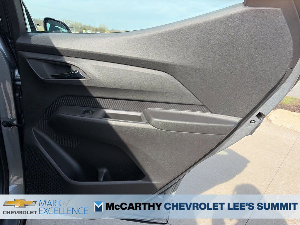 New 2027 Chevrolet Bolt LT FWD image 30