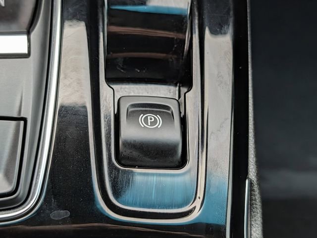 Used 2023 Chevrolet Bolt LT w/ Infotainment Package image 16