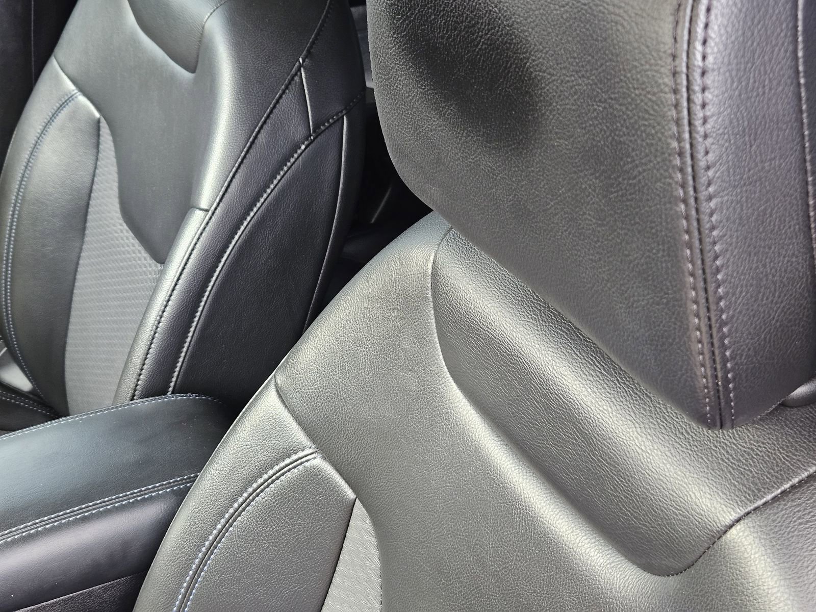 Used 2022 Jeep Compass Latitude image 32