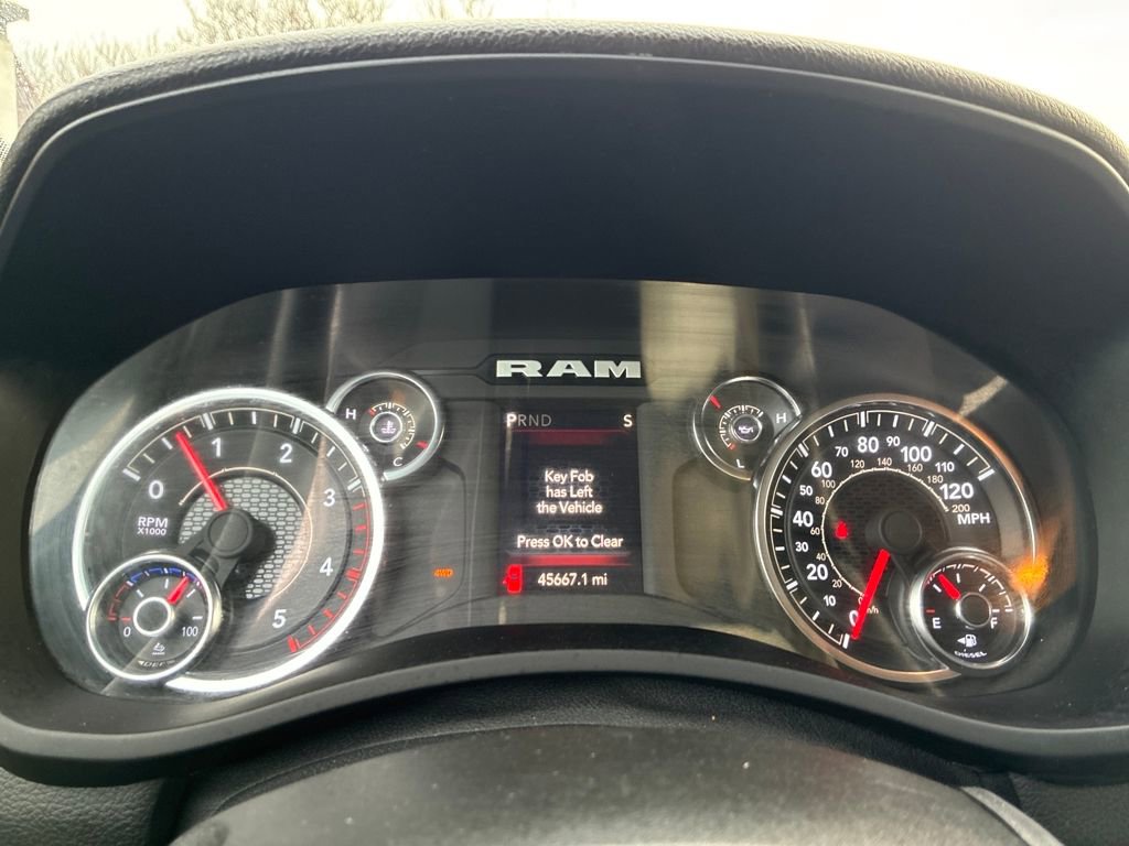 Used 2024 RAM 3500 Big Horn image 16