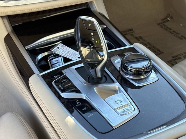 Used 2019 BMW 740i xDrive w/ Executive Package image 23