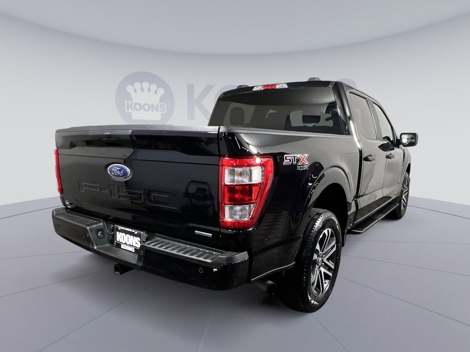 Used 2023 Ford F150 XL w/ STX Appearance Package image 7