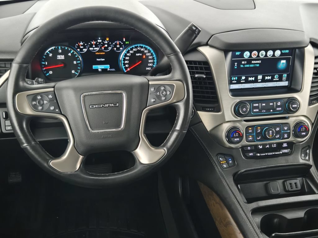 Used 2020 GMC Yukon Denali w/ Denali Ultimate Package AWD/4WD image 30
