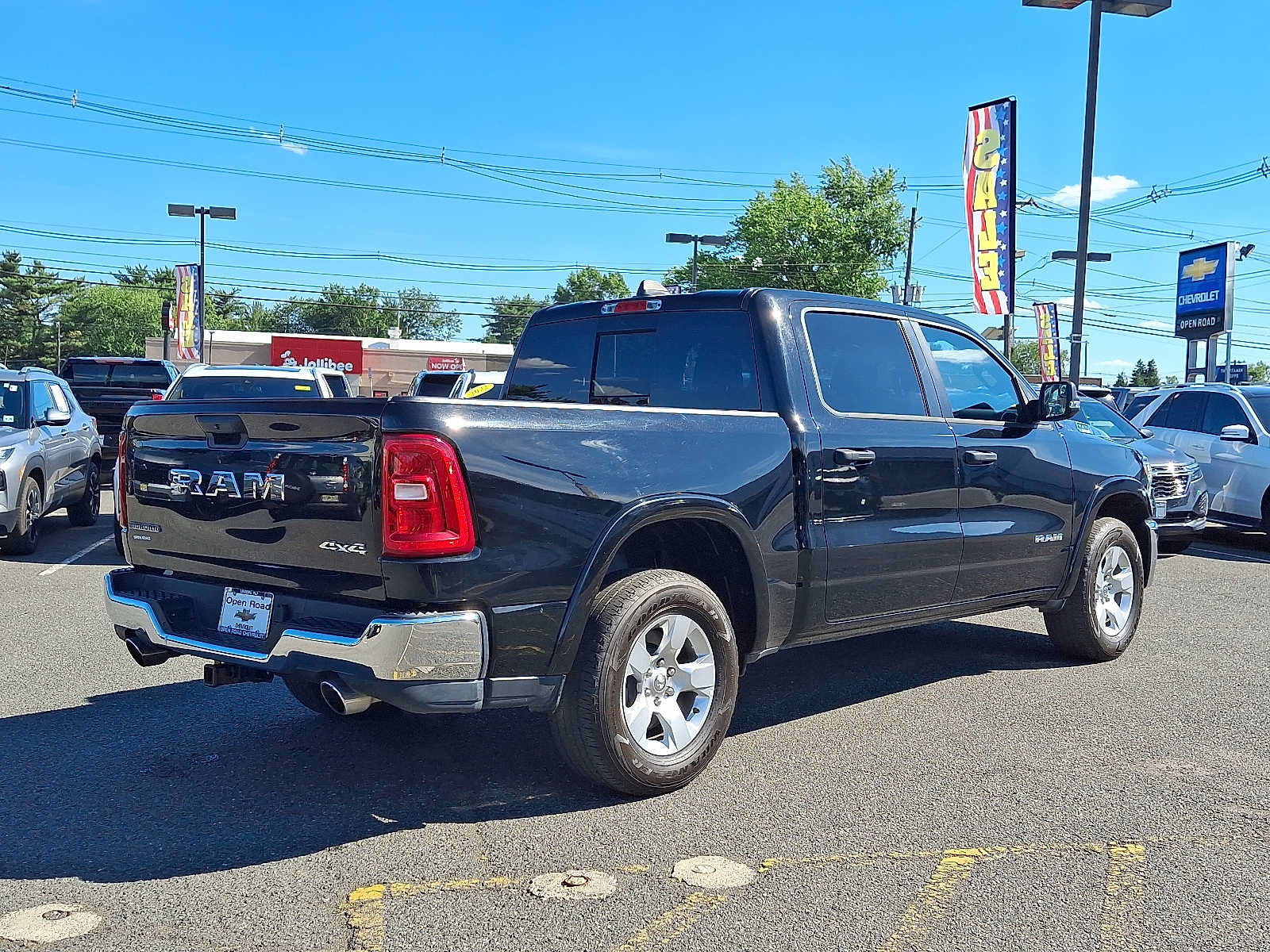 Used 2025 RAM 1500 Big Horn AWD/4WD image 7