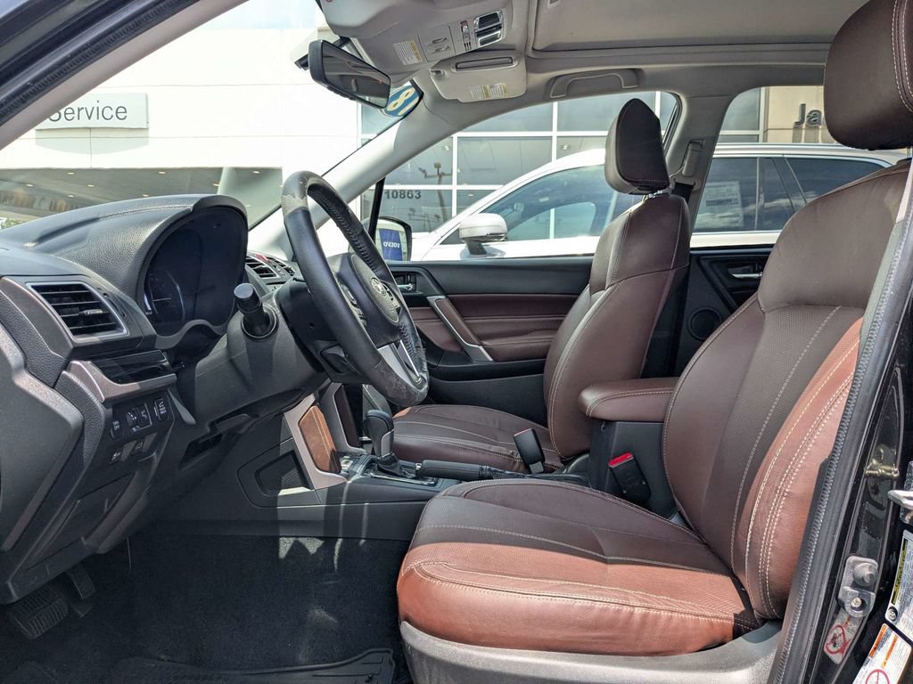 Used 2018 Subaru Forester 2.5i Touring w/ Popular Package #3B AWD/4WD image 2