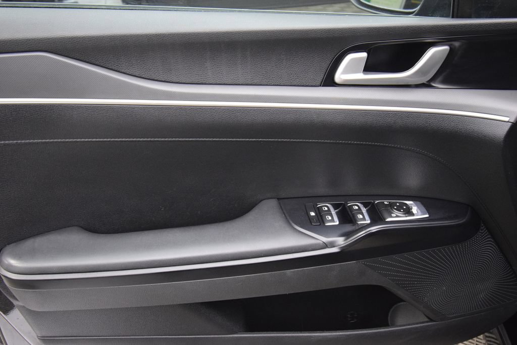 Used 2022 Kia K5 GT-Line FWD image 25