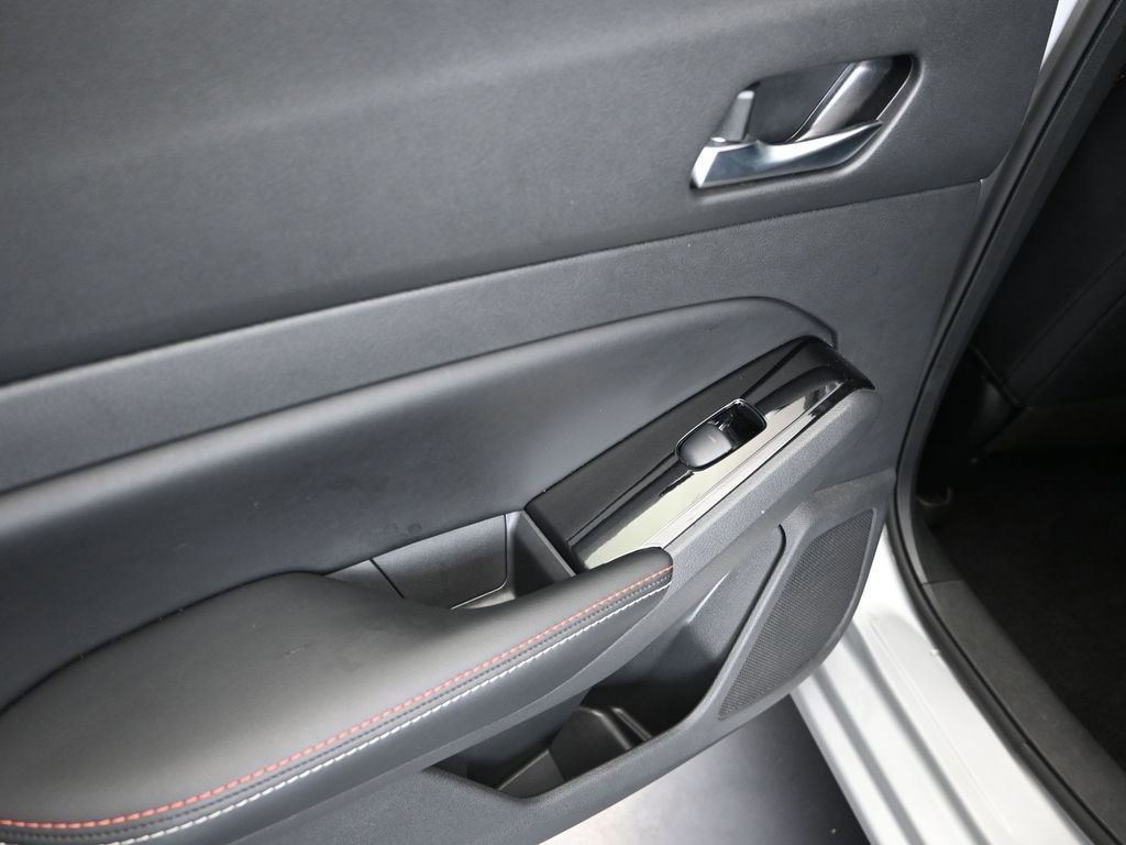 Used 2024 Nissan Altima 2.5 SR w/ SR Premium Package image 15